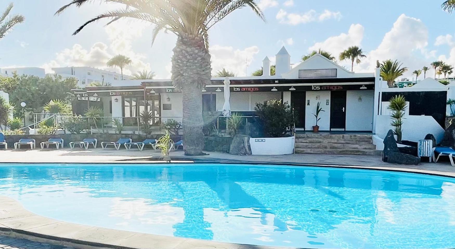 Trinity House En Playa Bastian Villa Costa Teguise Eksteriør billede