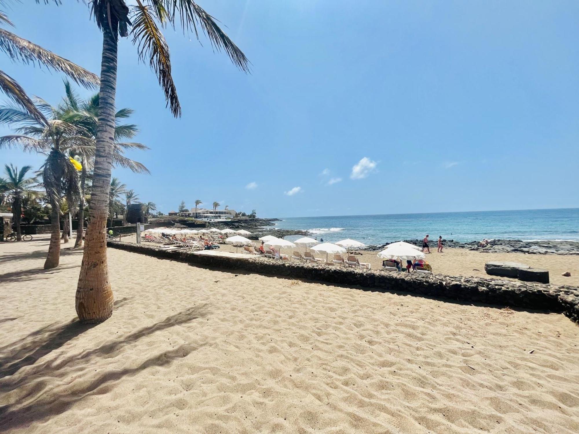 Trinity House En Playa Bastian Villa Costa Teguise Eksteriør billede