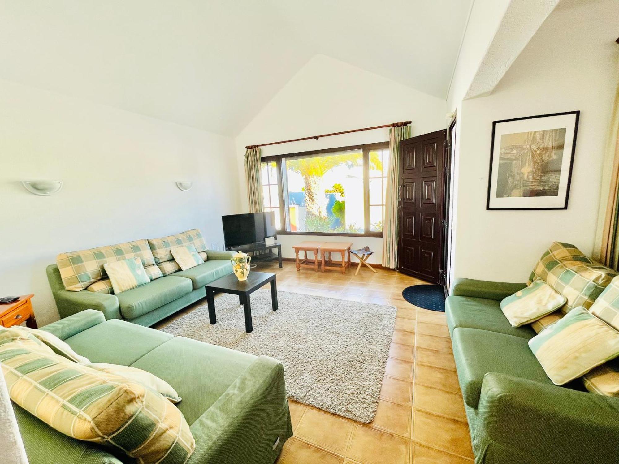 Trinity House En Playa Bastian Villa Costa Teguise Eksteriør billede